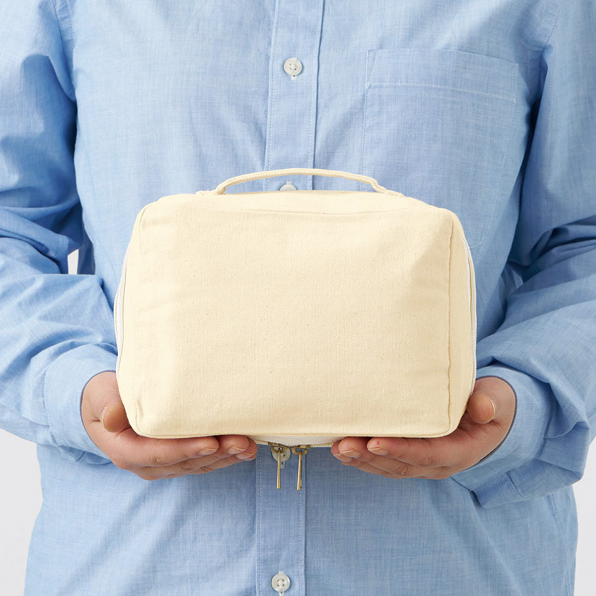 キャンバススクエアファスナーポーチ（M）　ナチュラル TP-0010-008